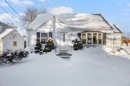 Detached House in East Providence, Providence County