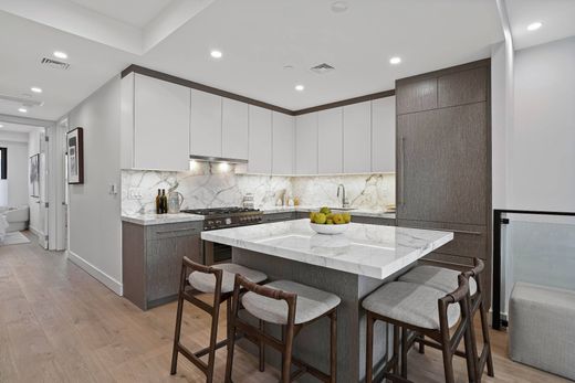 Piso / Apartamento en Queens, Queens County