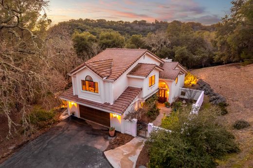 Atascadero, San Luis Obispo Countyの一戸建て住宅