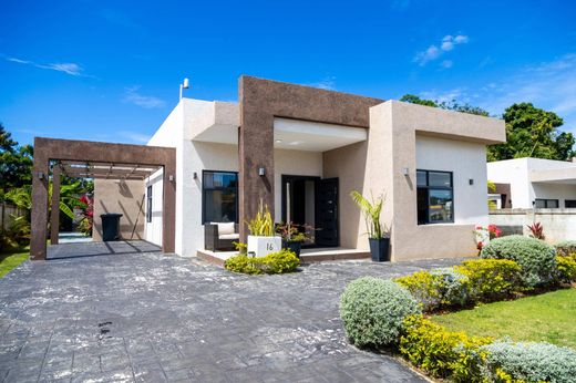 Detached House in Ocho Rios, Saint Ann Parish