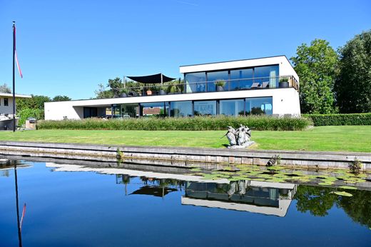 Villa à Vinkeveen, Gemeente De Ronde Venen