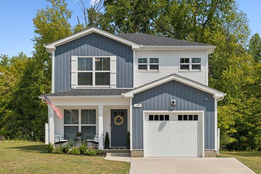 Detached House in Clarksville, Montgomery County