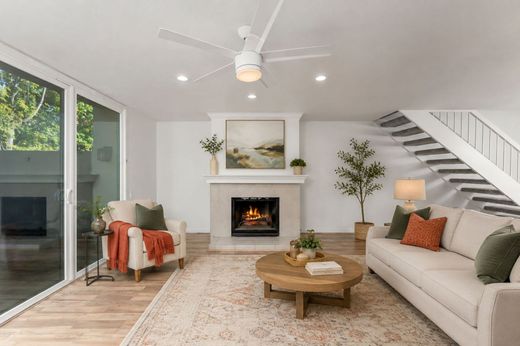 Daire Sacramento, Sacramento County