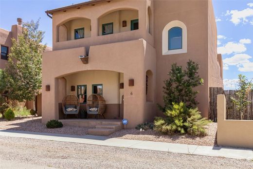 Detached House in Santa Fe, Santa Fe County