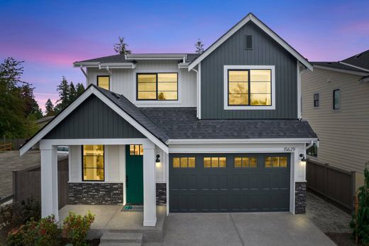 Detached House in Covington, King County