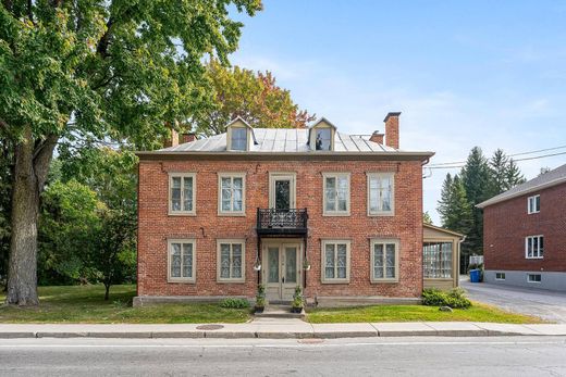 L'Assomption, Lanaudièreの一戸建て住宅