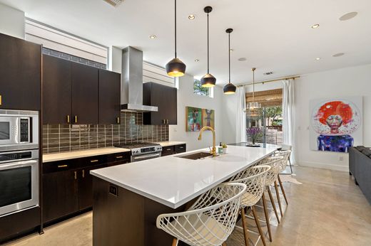 Apartment in Austin, Travis County