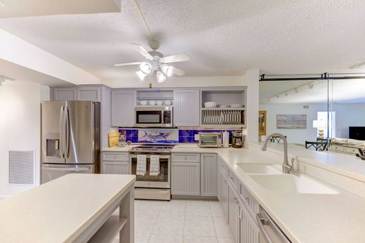 Apartment for rent per month in Stuart