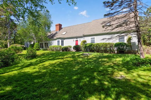 Detached House in West Barnstable, Barnstable County