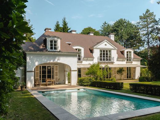 Casa Unifamiliare a Kraainem, Provincie Vlaams-Brabant