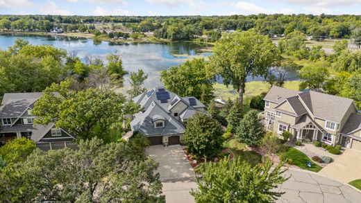 Einfamilienhaus in Plymouth, Hennepin County