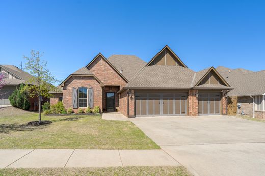 Einfamilienhaus in Edmond, Oklahoma County