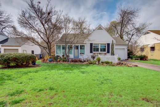 Luxury home in Tulsa, Tulsa County