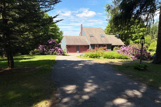 Luxury home in Lake Elmore, Lamoille County
