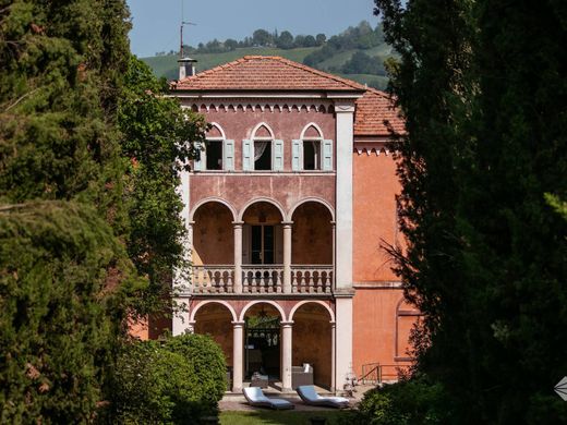 Detached House in Fiorano Modenese, Provincia di Modena
