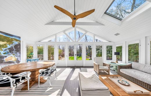 Detached House in East Hampton, Suffolk County