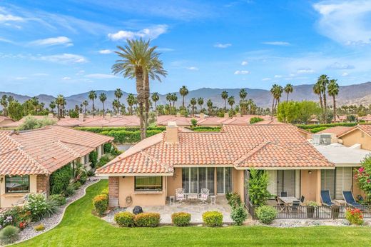 Apartment in Palm Desert, Riverside County