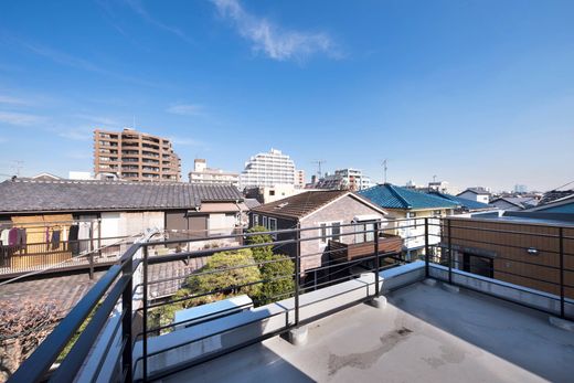 Detached House in Tokyo, Tokyo Prefecture