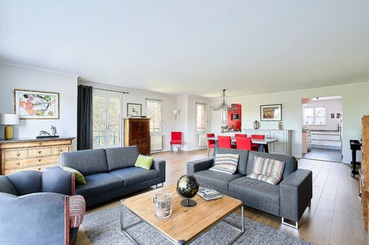 Apartment in Lille, North