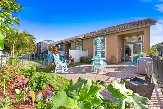 Townhouse in Satellite Beach, Brevard County