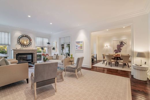 Apartment for sale in Los Angeles