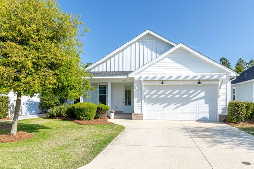 Detached House in WaterSound, Walton County