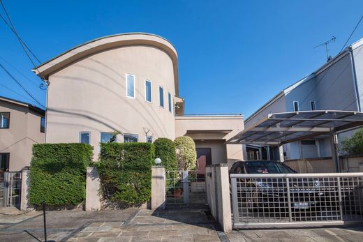 Detached House in Mitaka, Mitaka-shi