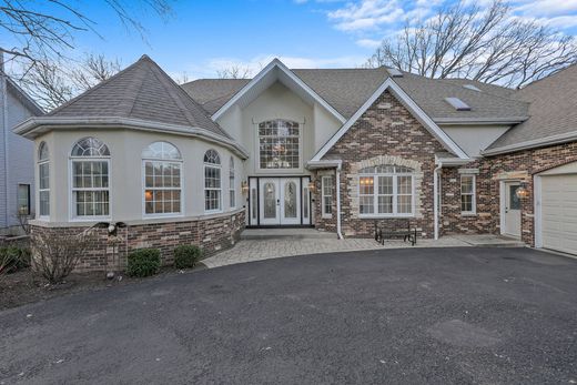 Detached House in Wauconda, Lake County