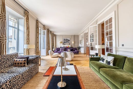 Apartment in Bordeaux, Gironde