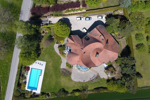 Casa Unifamiliare a Sullens, Gros-de-Vaud District