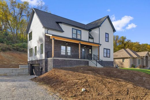 Μονοκατοικία σε North Huntingdon, Westmoreland County