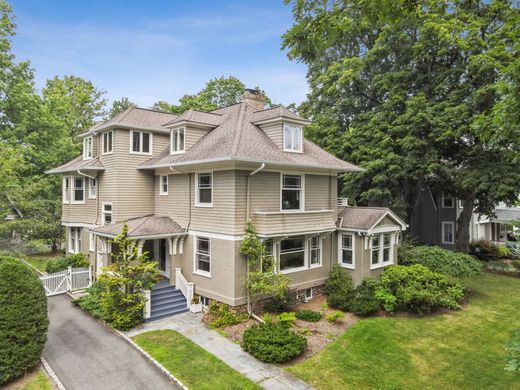 Detached House in Montclair, Essex County