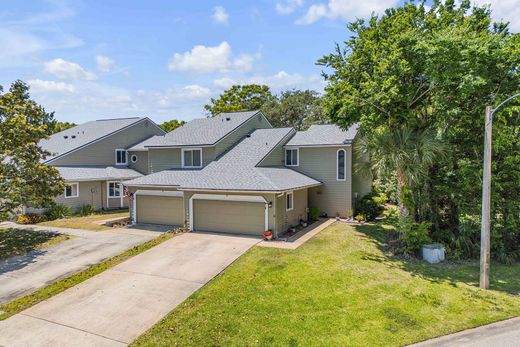 Townhouse in Ormond Beach, Volusia County