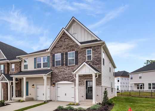 Townhouse in Hermitage, Davidson County