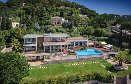 Detached House in Cannes, Alpes-Maritimes