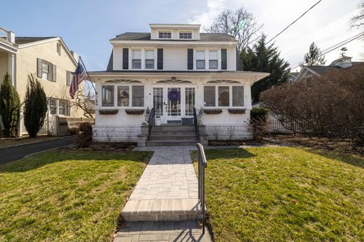 Detached House in Rockville Centre, Nassau County