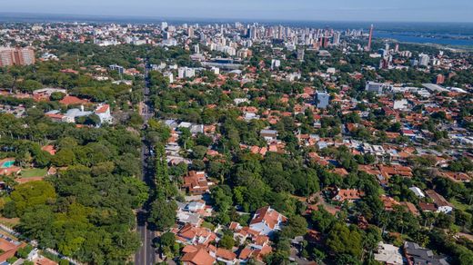 Grundstück in Asunción, Asuncion