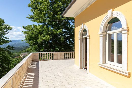Villa in Venarotta, Provincia di Ascoli Piceno