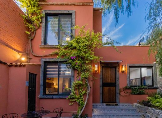 Detached House in San Miguel de Allende, Guanajuato