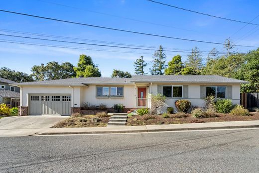 Detached House in San Carlos, San Mateo County