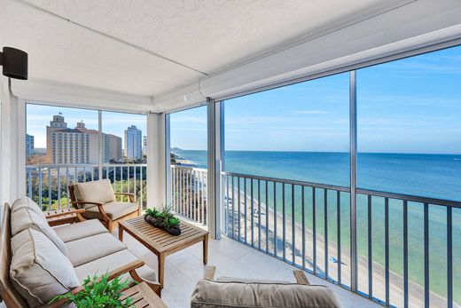 Apartment in Naples, Collier County