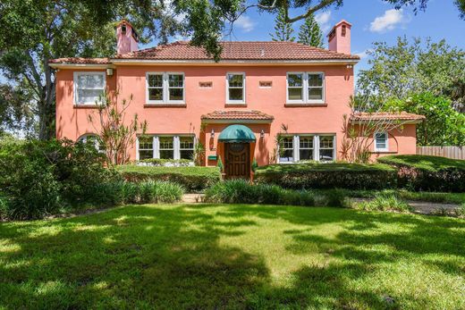 St. Petersburg, Pinellas Countyの一戸建て住宅