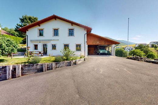 Casa Independente - Court, Jura bernois