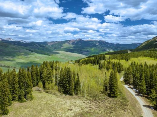 地皮  Mount Crested Butte, Gunnison County