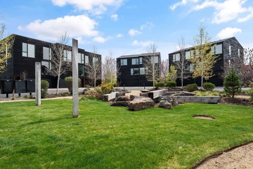 타운 하우스 / Bend, Deschutes County