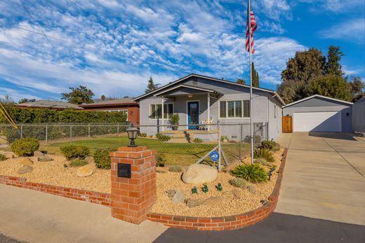 Detached House in Oak View, Ventura County