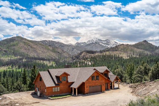 Detached House in Markleeville, Alpine County