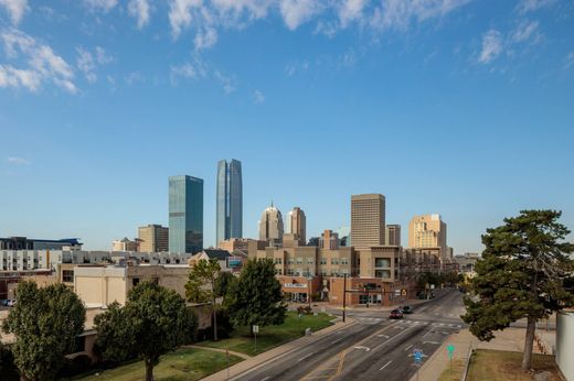 Townhouse in Oklahoma City, Oklahoma County