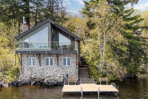 Detached House in Magog, Estrie