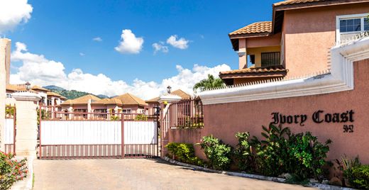 Townhouse in Kingston